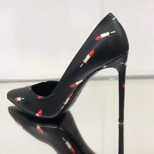 Saint Laurent Shoes - Saint Laurent black leather lipstick pump Saint Laurent Shoes - Saint Laurent black leather lipstick pump
